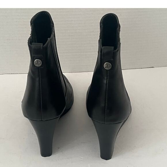 Women's Sam Edelman Black Leather Pull On 4 inch Wedge Boots Booties Size 10 - Picture 3 of 8